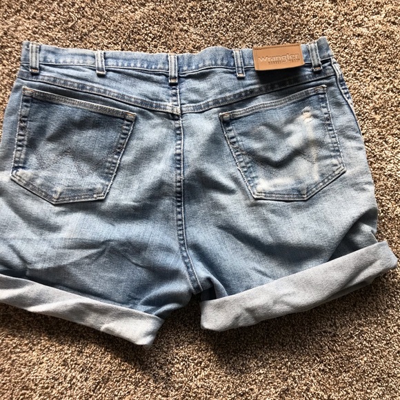Wrangler Shorts - Picture 1 of 2